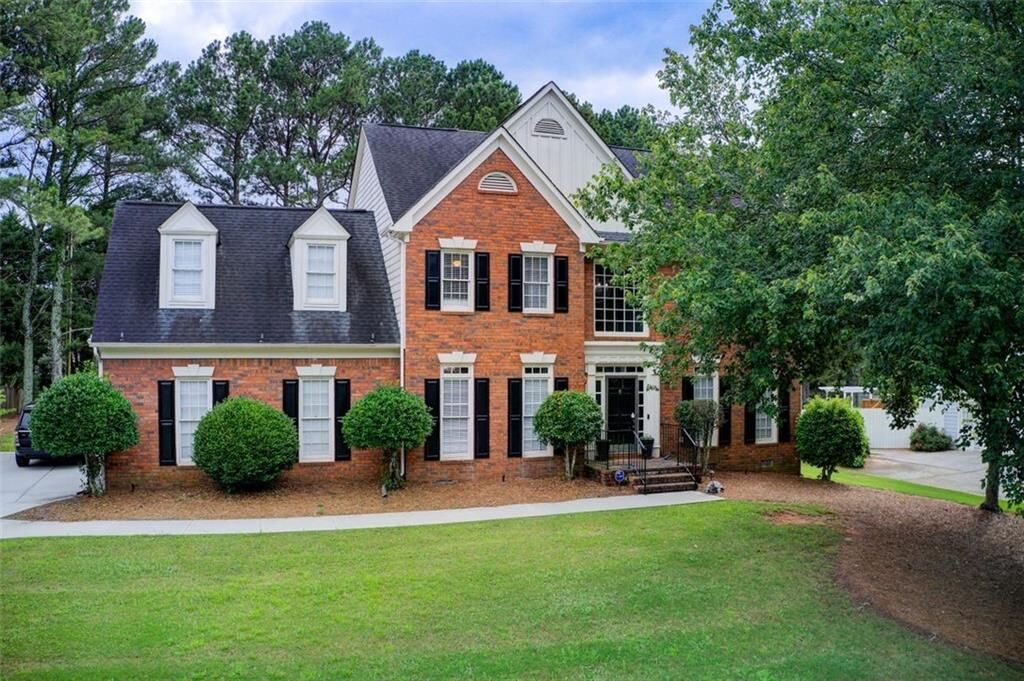 Property Photo: 1870 Milfield Circle GA 30078