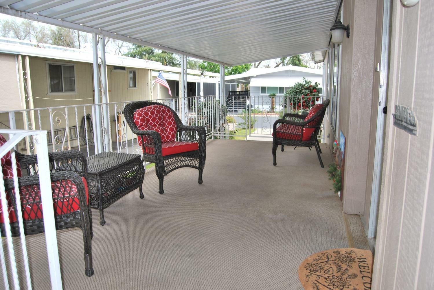 Property Photo: 2706 W Ashlan Avenue 205 CA 93705