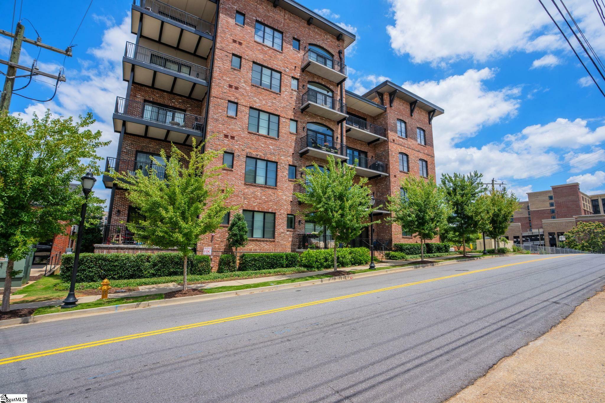Property Photo: 110 N Markley Street Unit 506 SC 29601