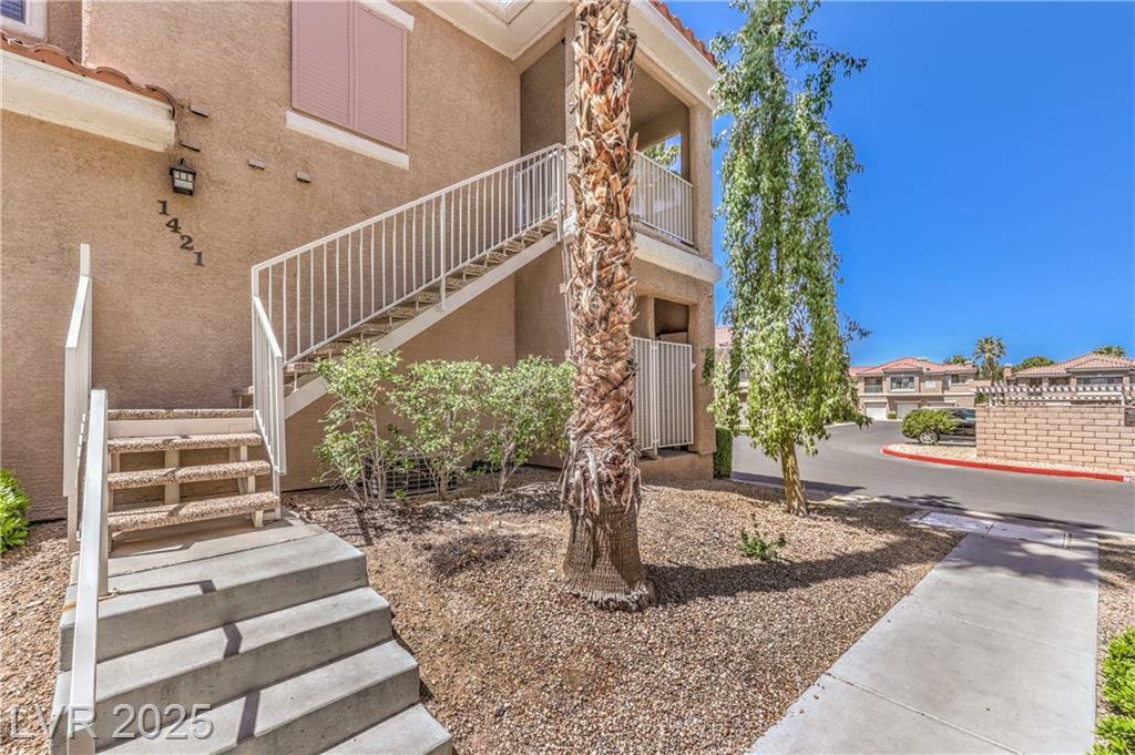 Property Photo: 251 South Green Valley Parkway 1421 NV 89012