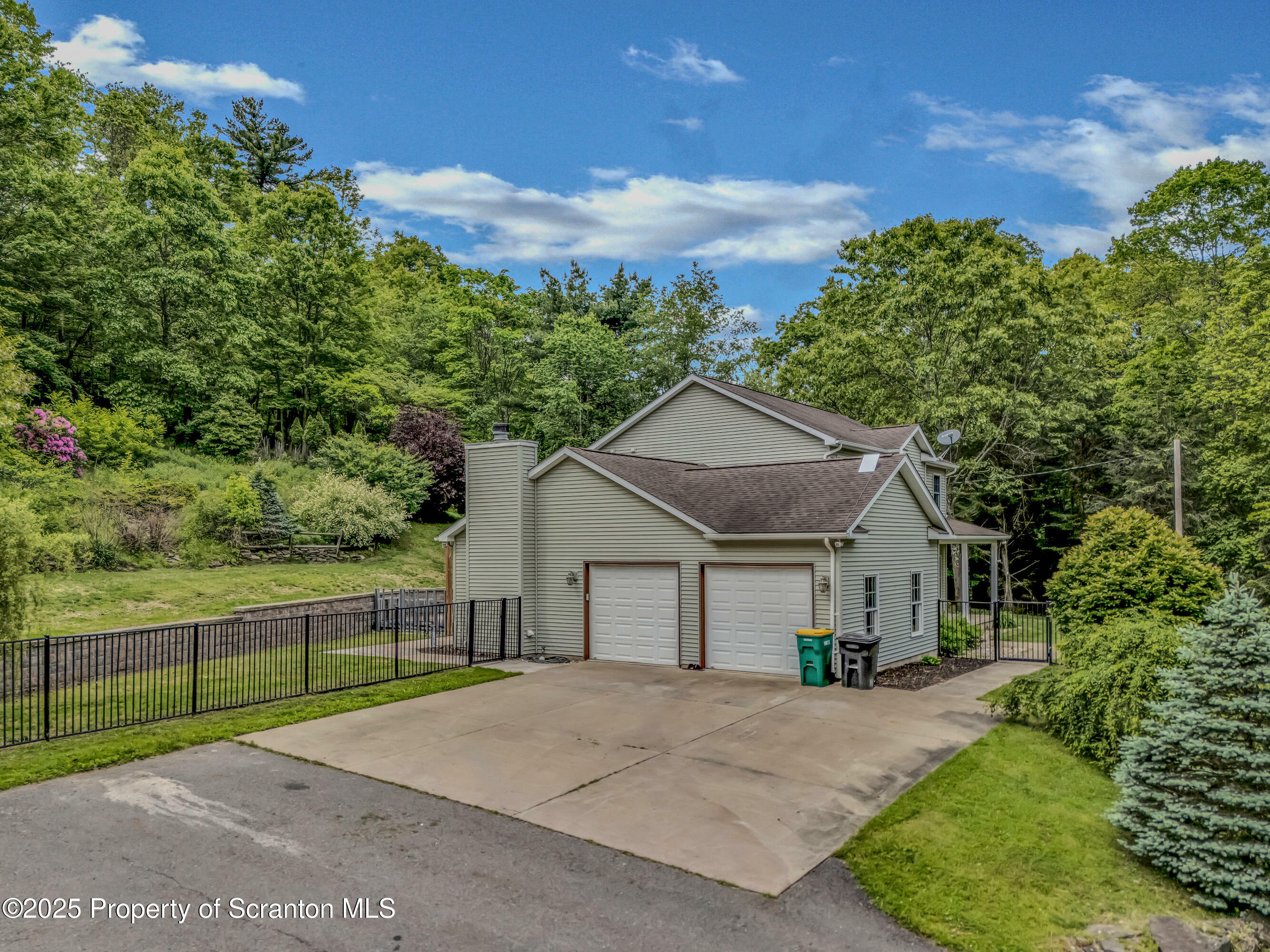 Property Photo: 2790 Dark Region Road L 1 PA 18411
