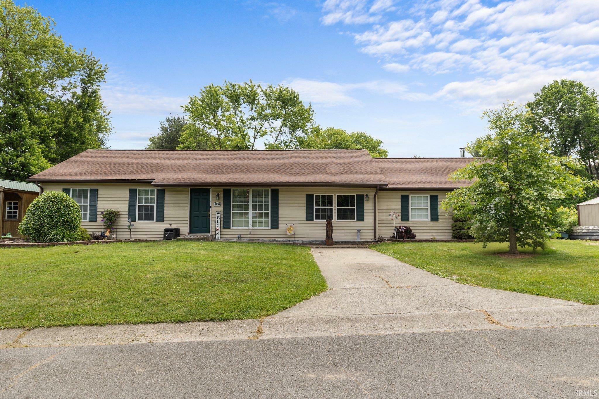 Property Photo: 3739 S Westmont Avenue IN 47403