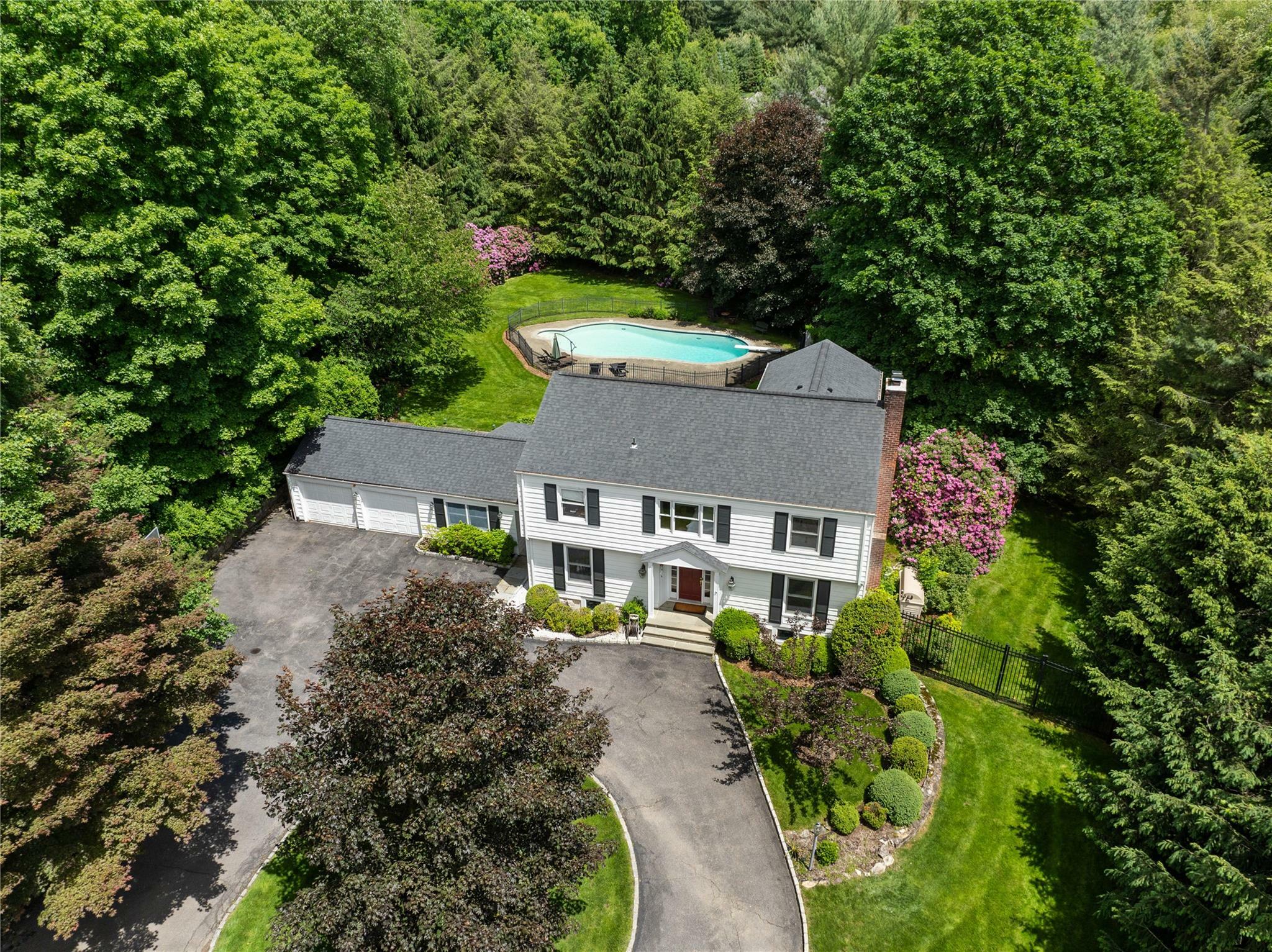 Property Photo:  50 Kerry Lane  NY 10514 