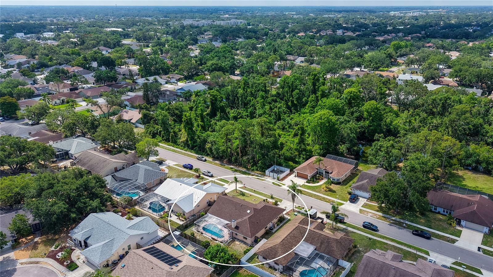 Property Photo: 5613 Sweetwater Oak Drive FL 34232