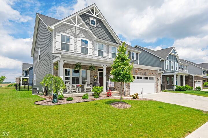 Property Photo: 1026 Woodglen Drive IN 46074
