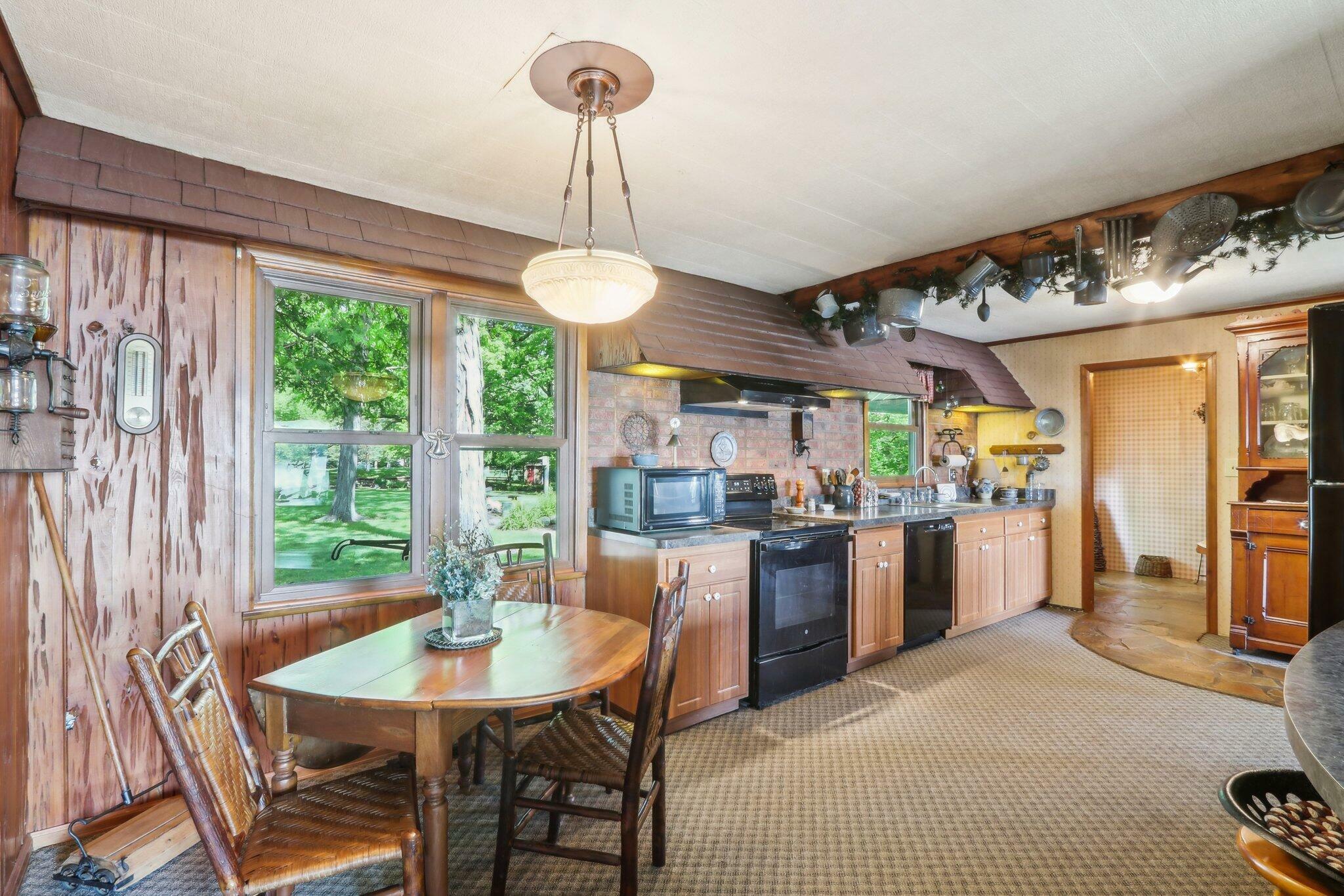 Property Photo: 950 N Dousman Rd WI 53066