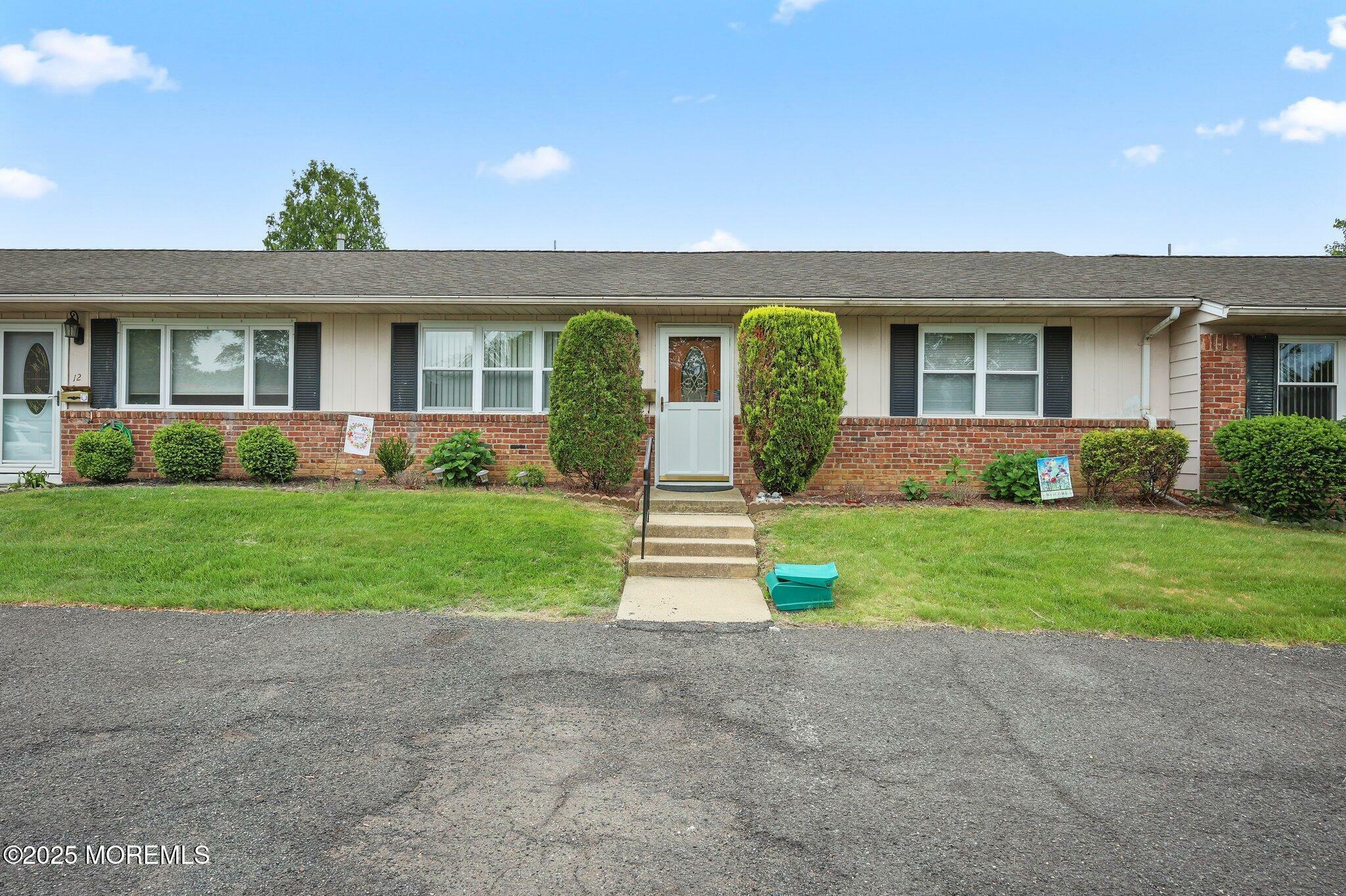 10 Nebraska Drive  Matawan NJ 07747 photo