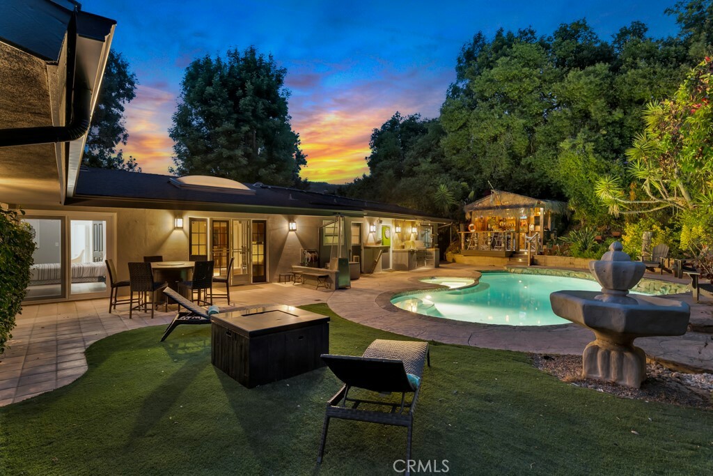 Property Photo: 1180 Calle Pecos CA 91360