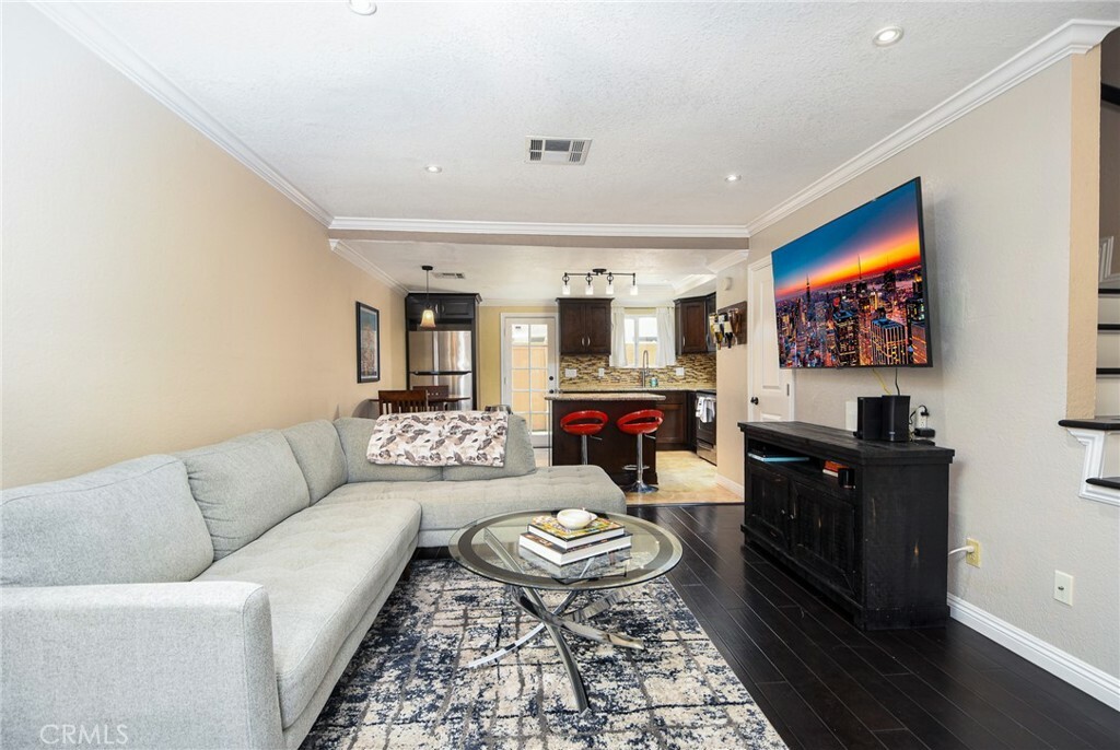 Property Photo: 2229 N Broadway J CA 92706
