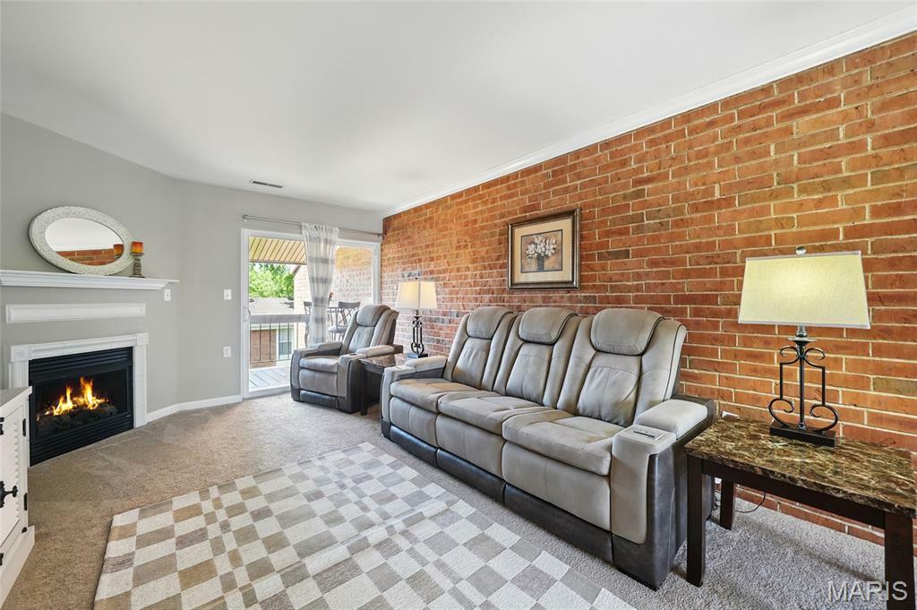 Property Photo: 1952 Greenpoint Drive 303 MO 63122