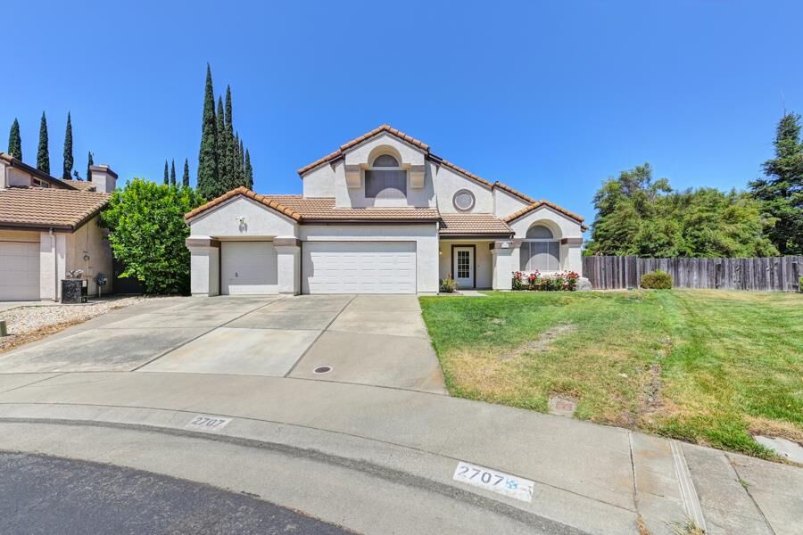 Property Photo:  2707 Devon Court  CA 95765 