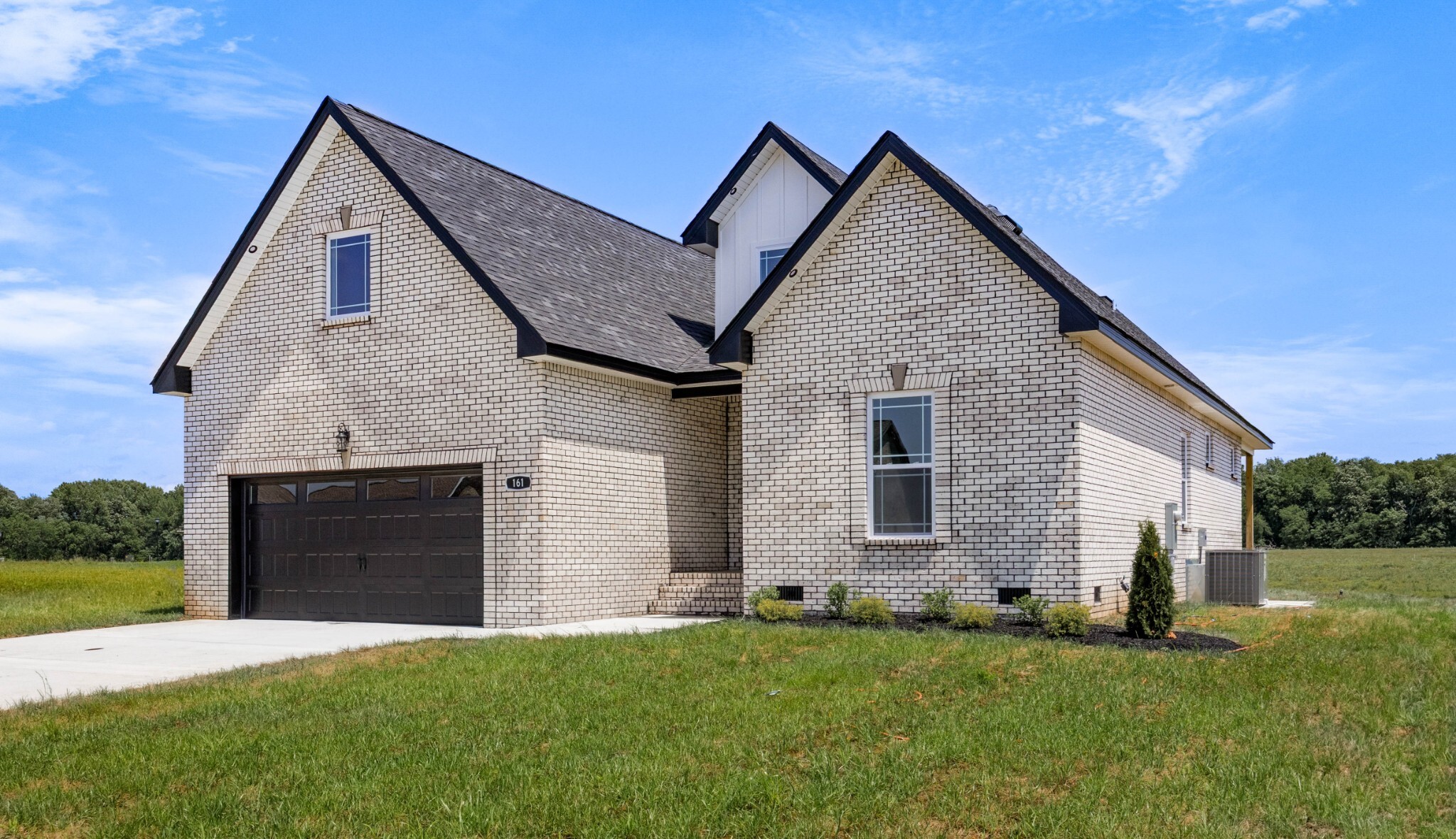 Property Photo: 161 Aspen Pine Dr TN 37043