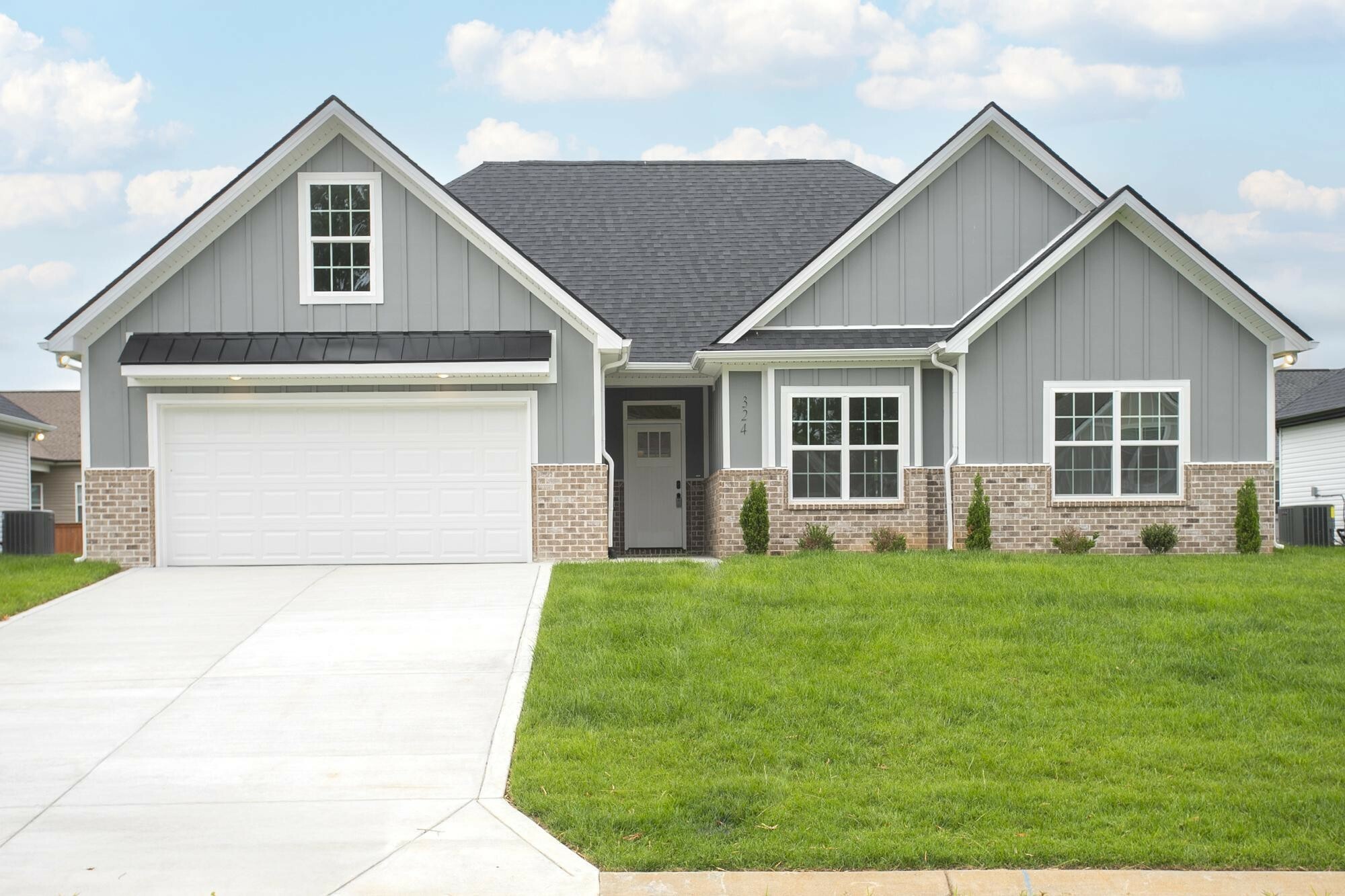 Property Photo: 324 Fieldstone Ln TN 37172