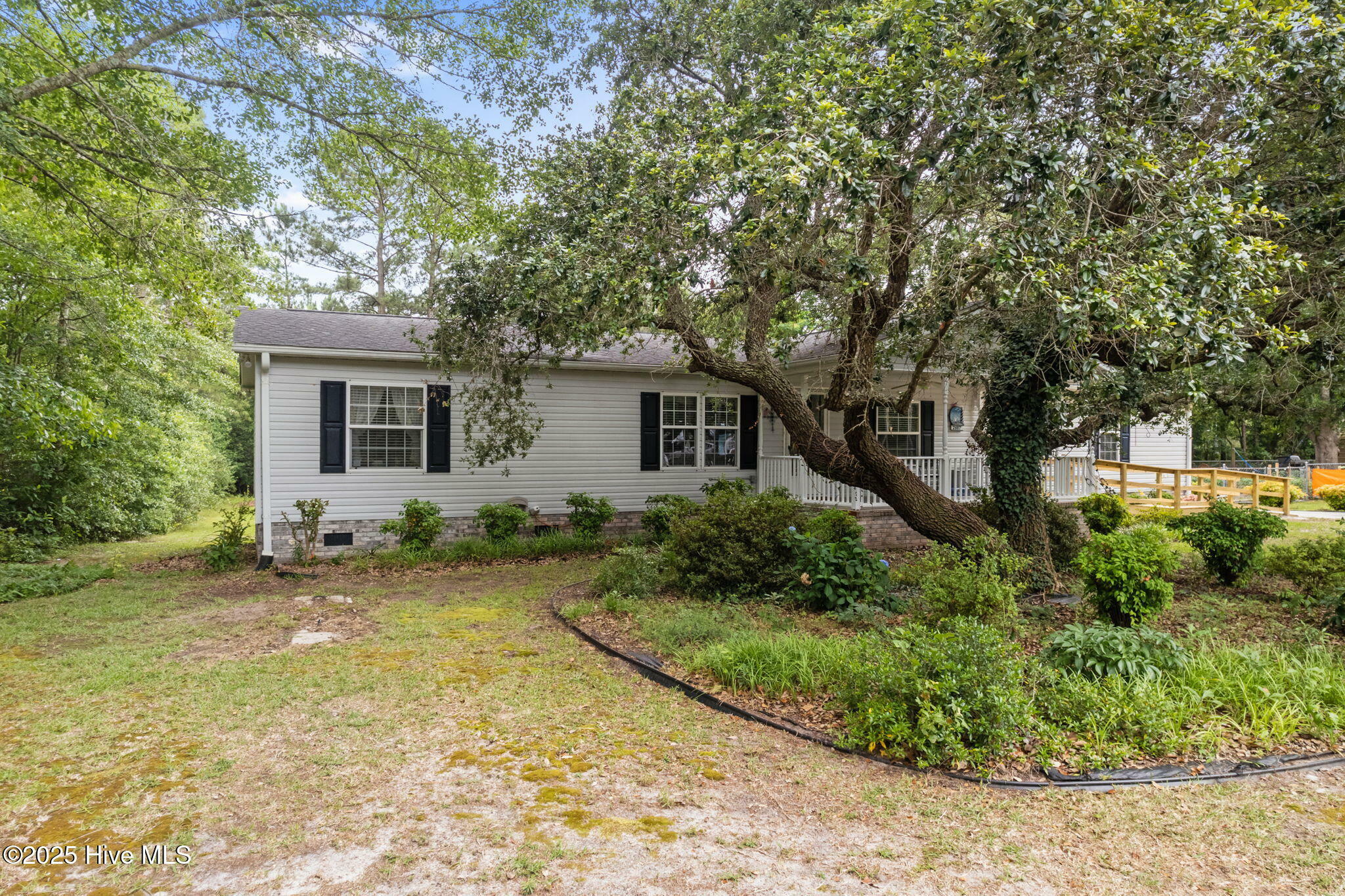 Property Photo: 2687 Sanders Forest Drive NW NC 28470
