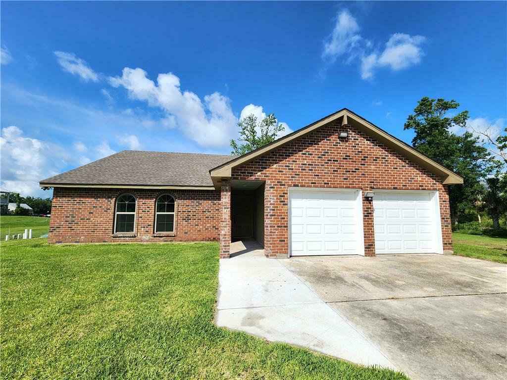 Property Photo: 12801 River Road LA 70131