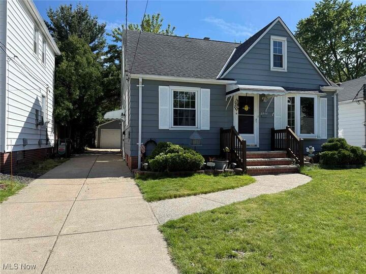 Property Photo: 2907 Liggett Drive OH 44134