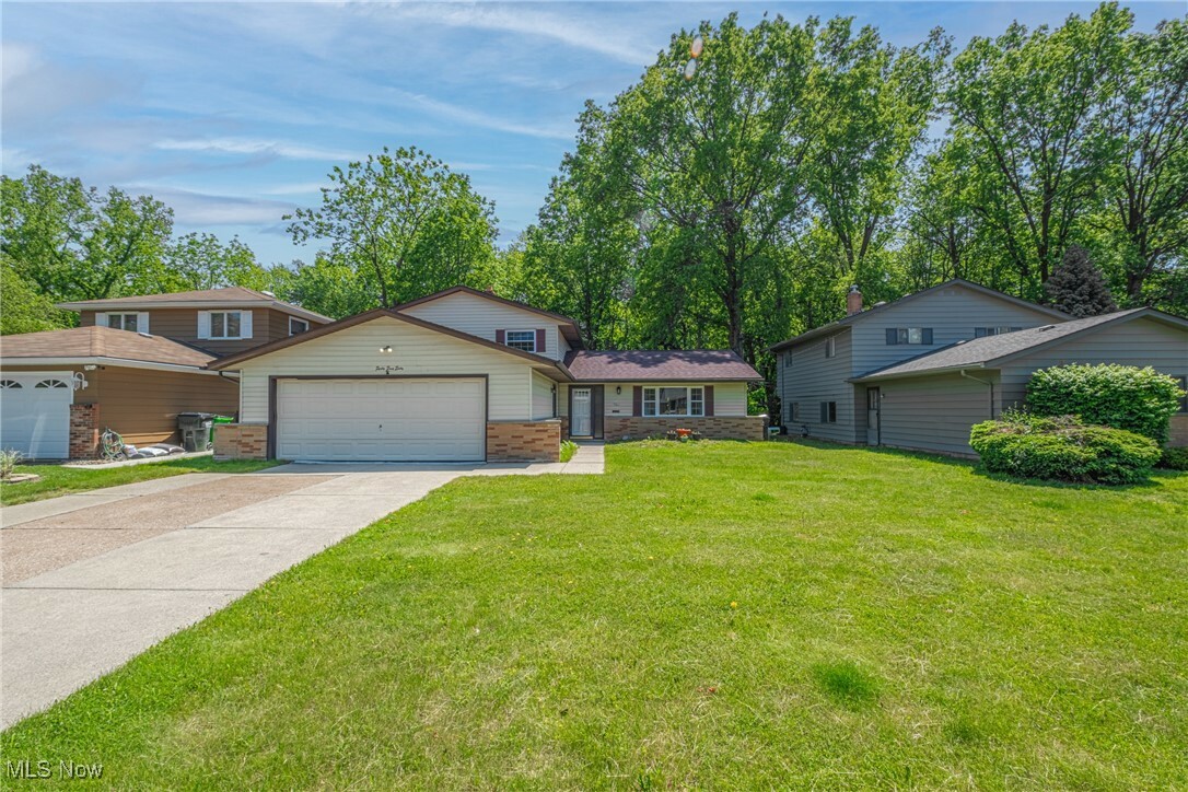 Property Photo:  4560 Whitehall Drive  OH 44121 