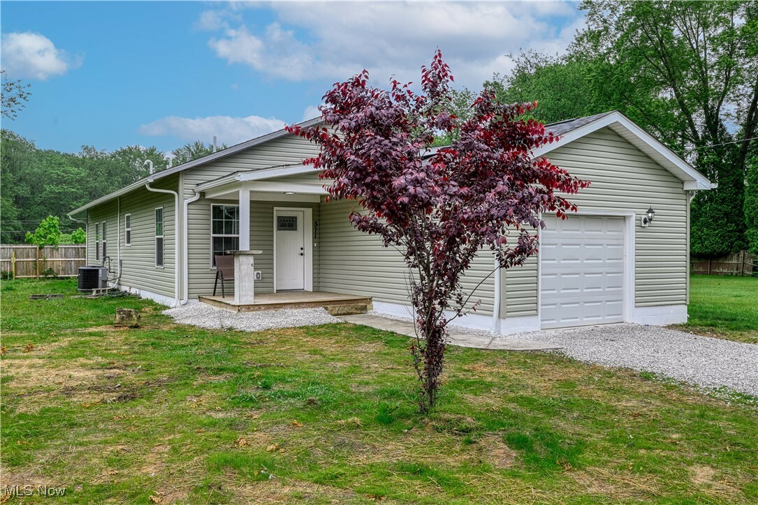 311 George Street  Barberton OH 44203 photo