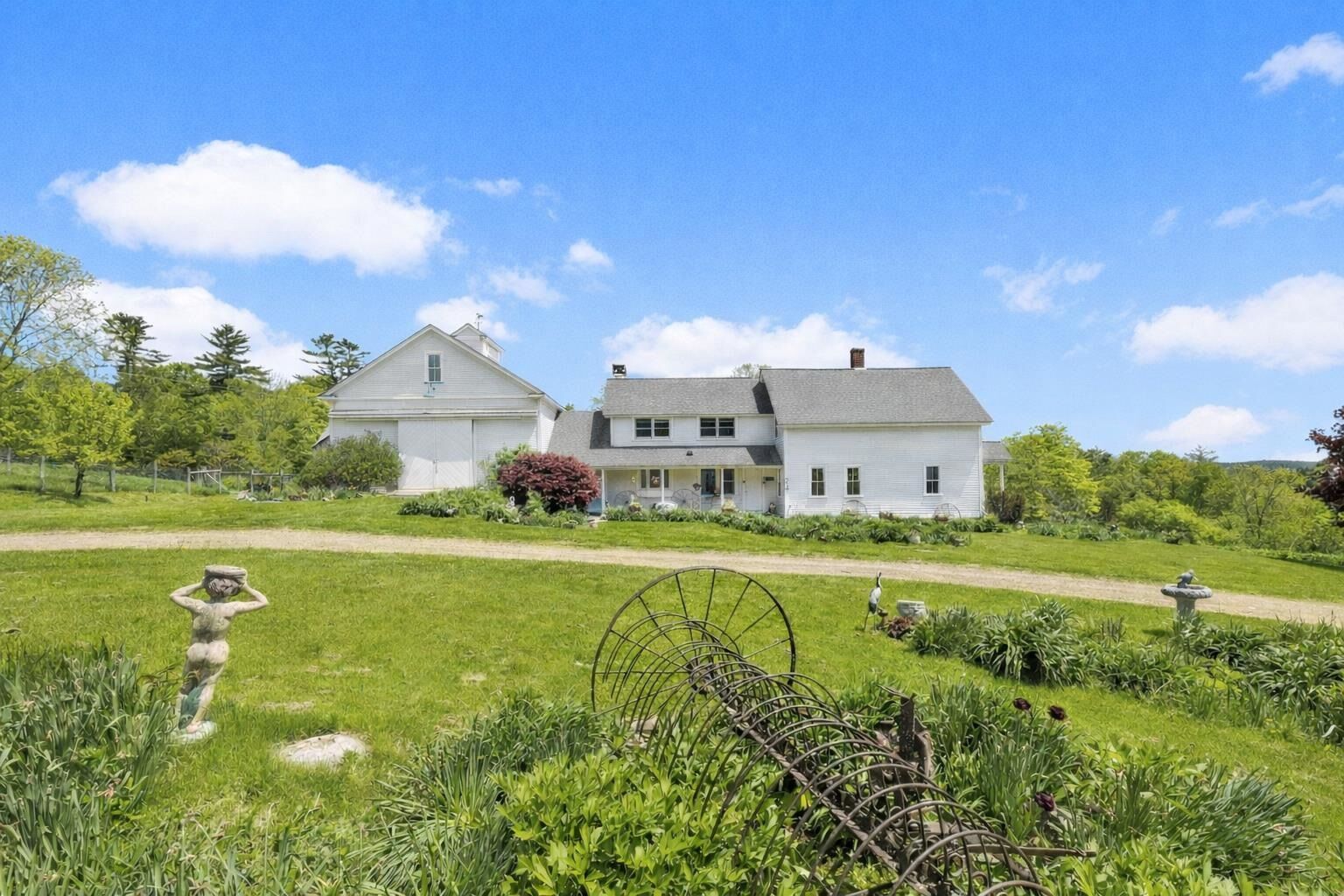 Property Photo:  24 White Brook Drive  NH 03445 