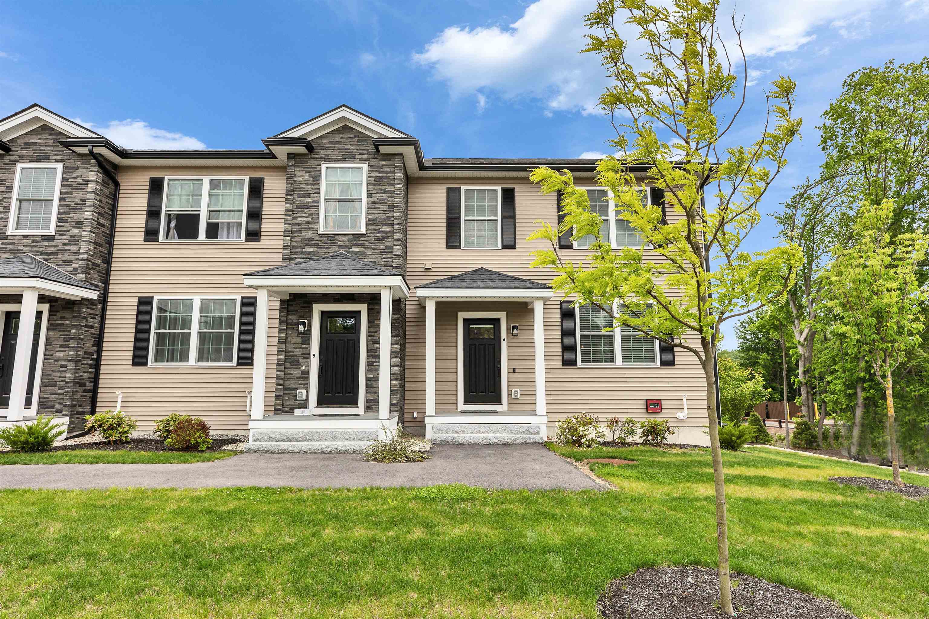 Property Photo:  159 Elm Street  NH 03055 