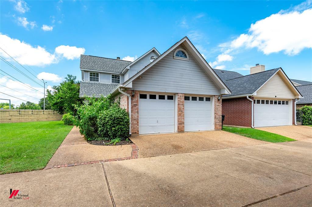 Property Photo: 3635 Greenacres Place Drive 350 LA 71111