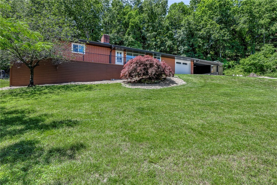 Property Photo: 19045 & 19051 Pinecrest Lane AR 72756