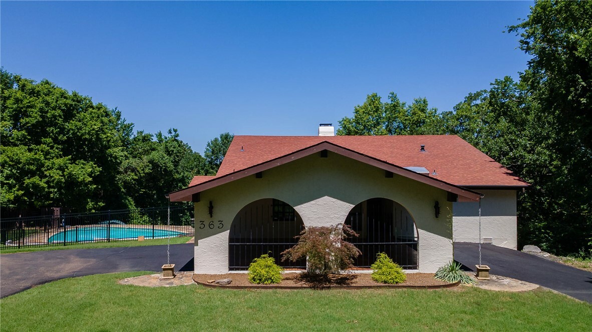 Property Photo: 363 E Ralston Street AR 72730