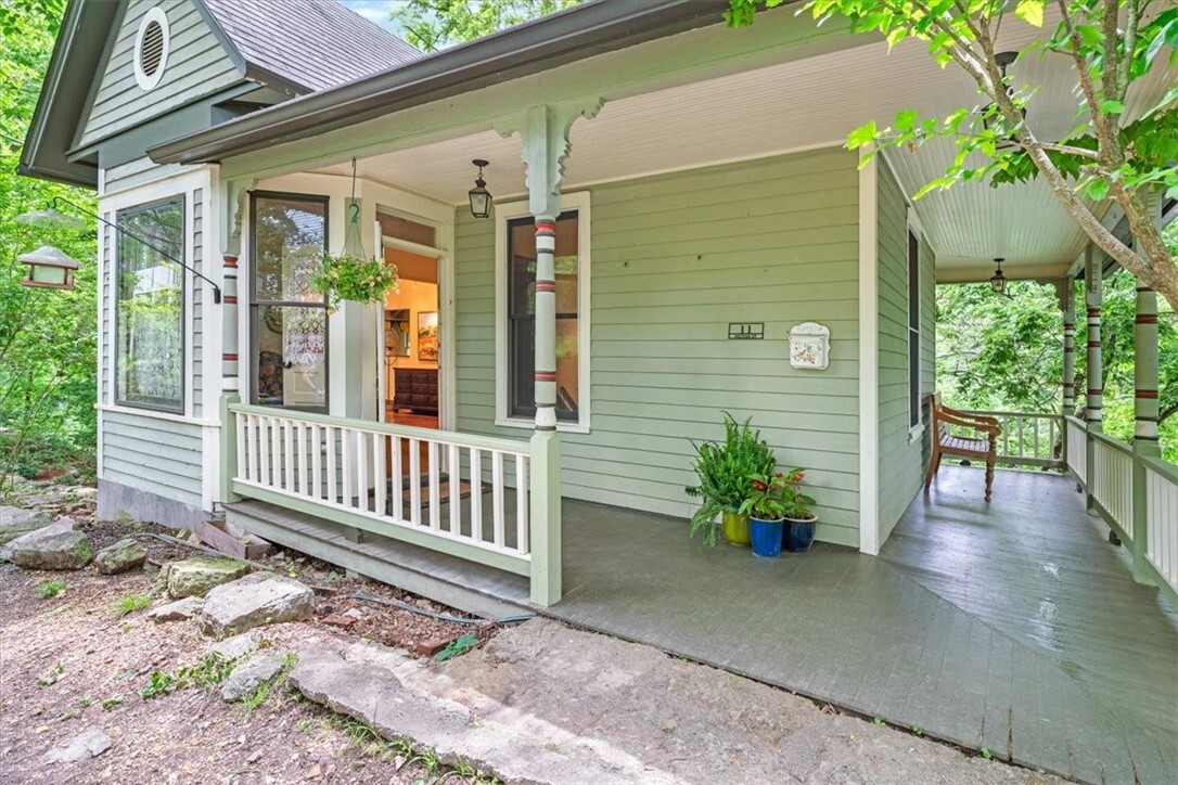 Property Photo: 11 Hilton Street AR 72632