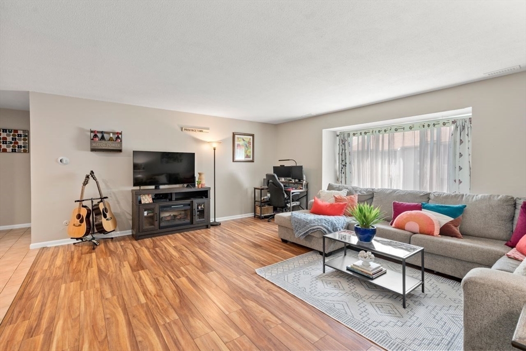Property Photo: 11 Thayer Pond Dr 14 MA 01537