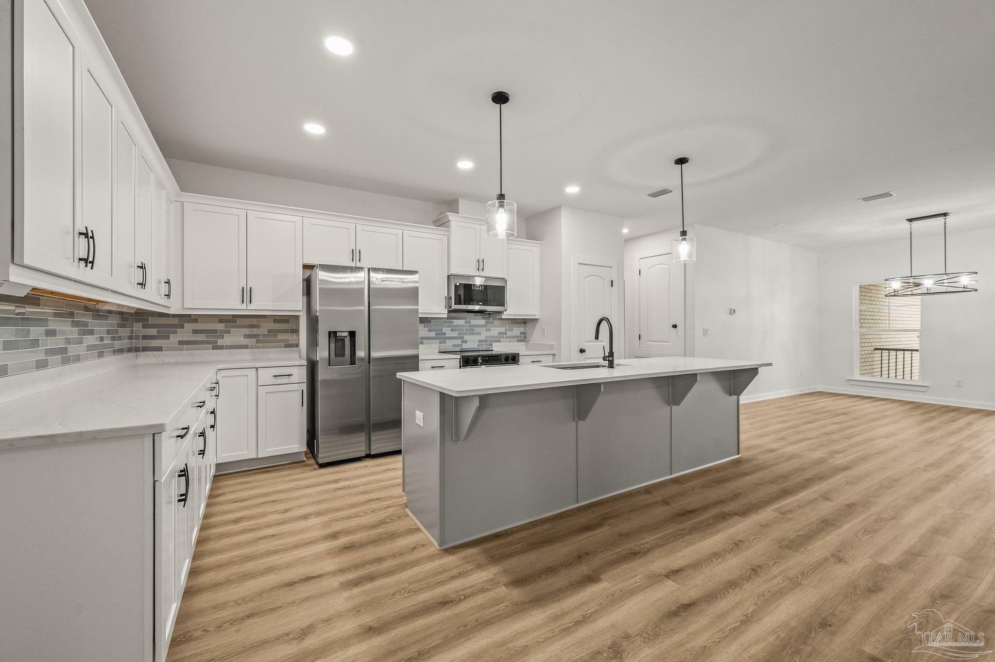 Property Photo: 1192 Adrian Way FL 32583