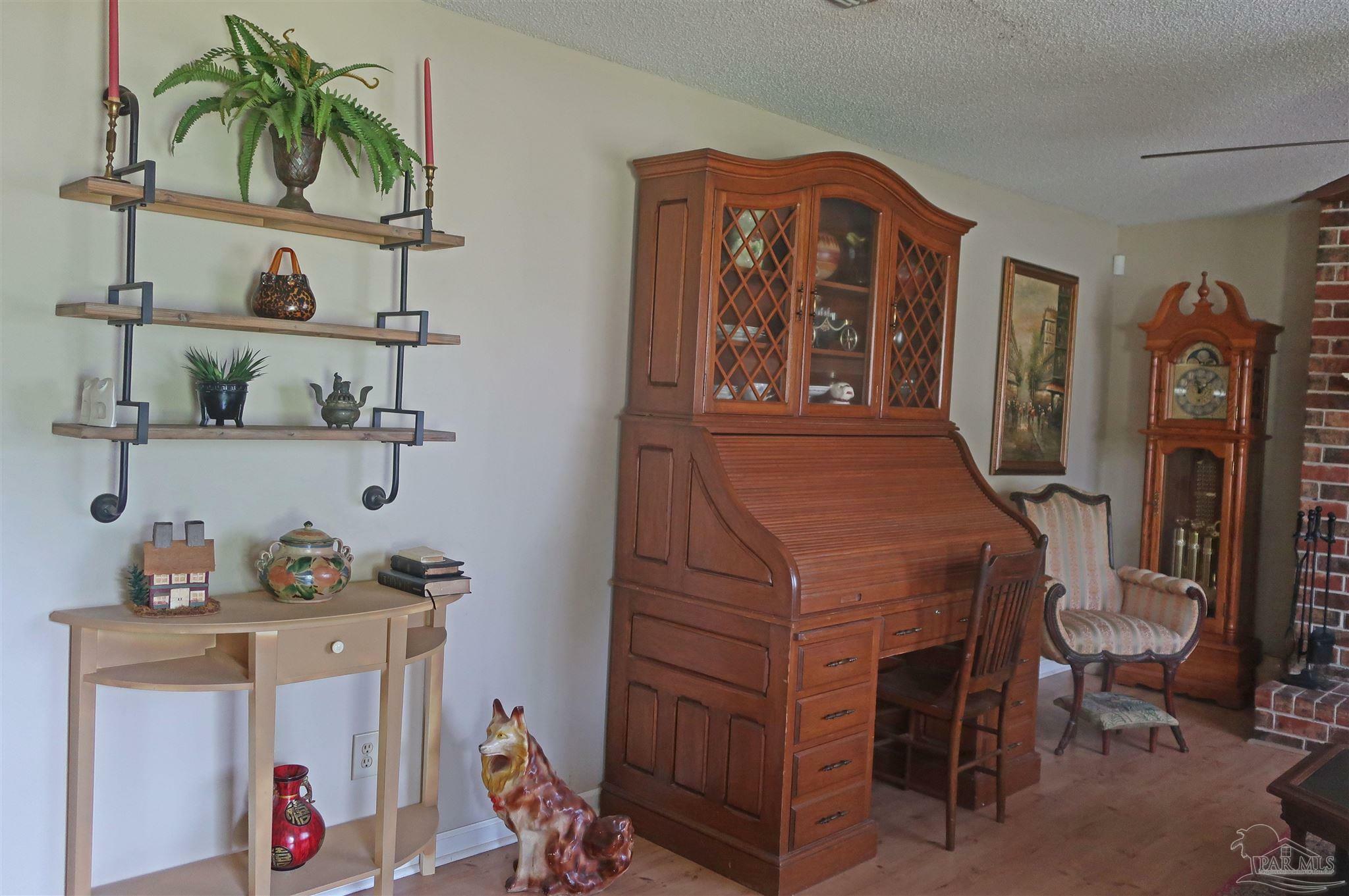 Property Photo:  6150 Forest Pines Dr  FL 32526 