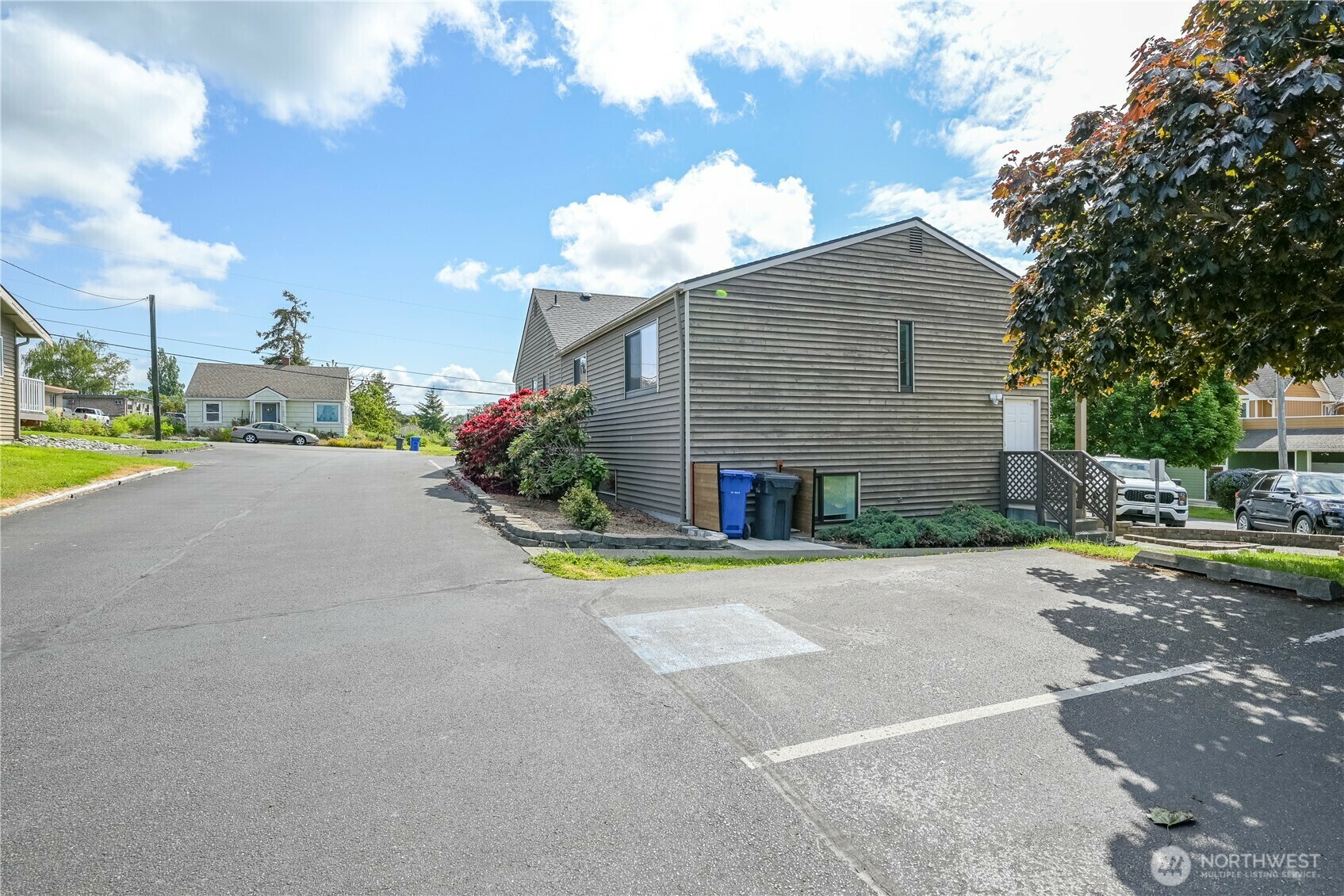 Property Photo: 1121 SE Dock Street WA 98277