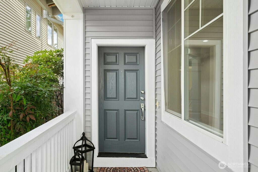 Property Photo:  4425 S 220th Place 13  WA 98032 
