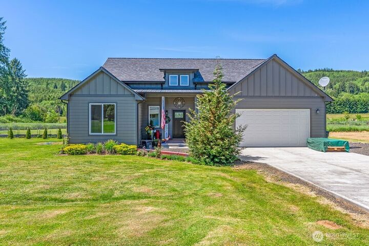 11  Nature Loop  Cathlamet WA 98612 photo