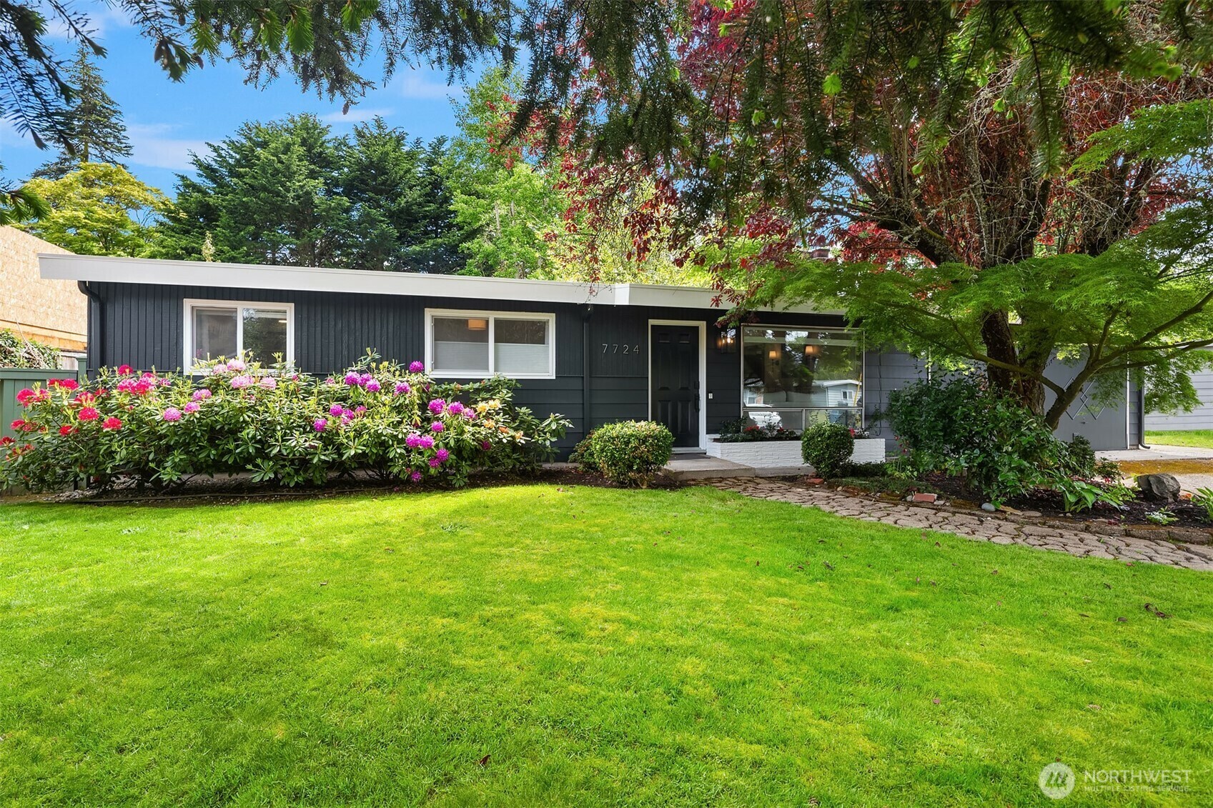 Property Photo: 7724 192nd Place SW WA 98296