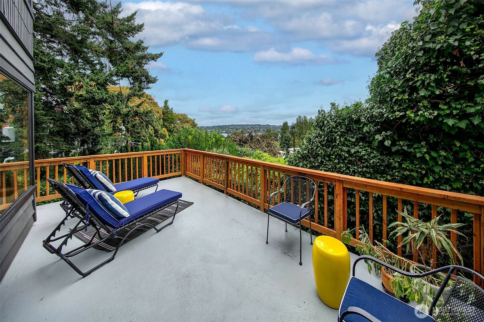 Property Photo: 718 N 59th Street WA 98103