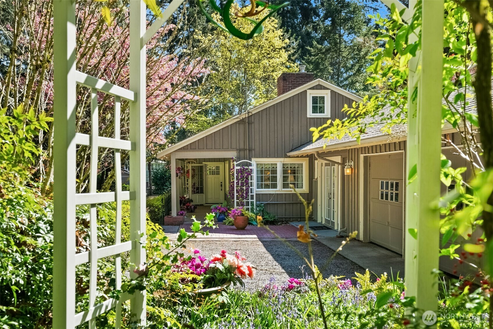 Property Photo: 9634 Waverly Drive SW WA 98499