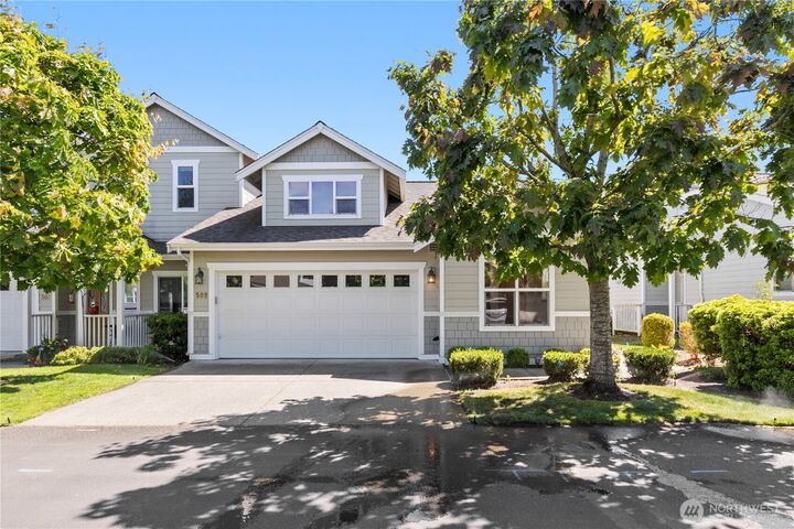 Property Photo:  509  Clover Lane  WA 98226 