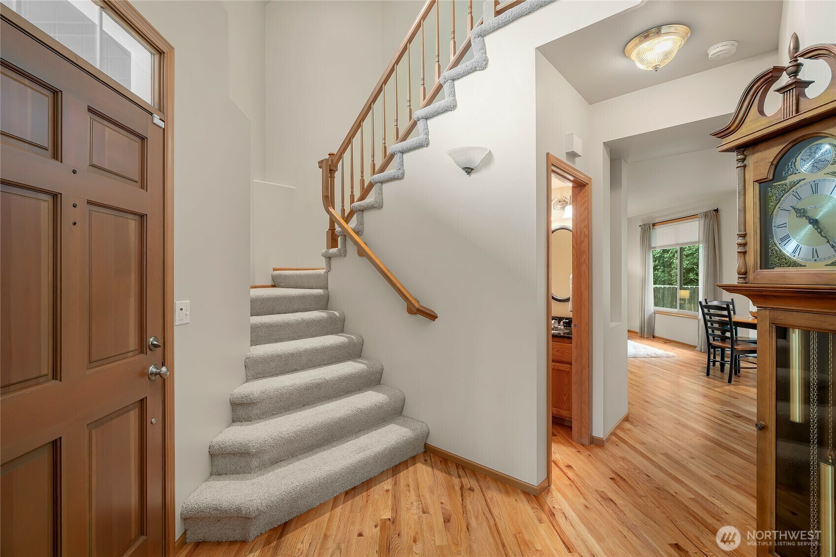 Property Photo: 25563 SE 41st Court WA 98029
