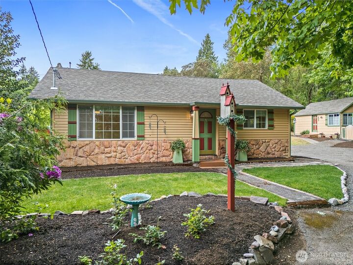 Property Photo: 2013 Jacobsen Boulevard NE WA 98310