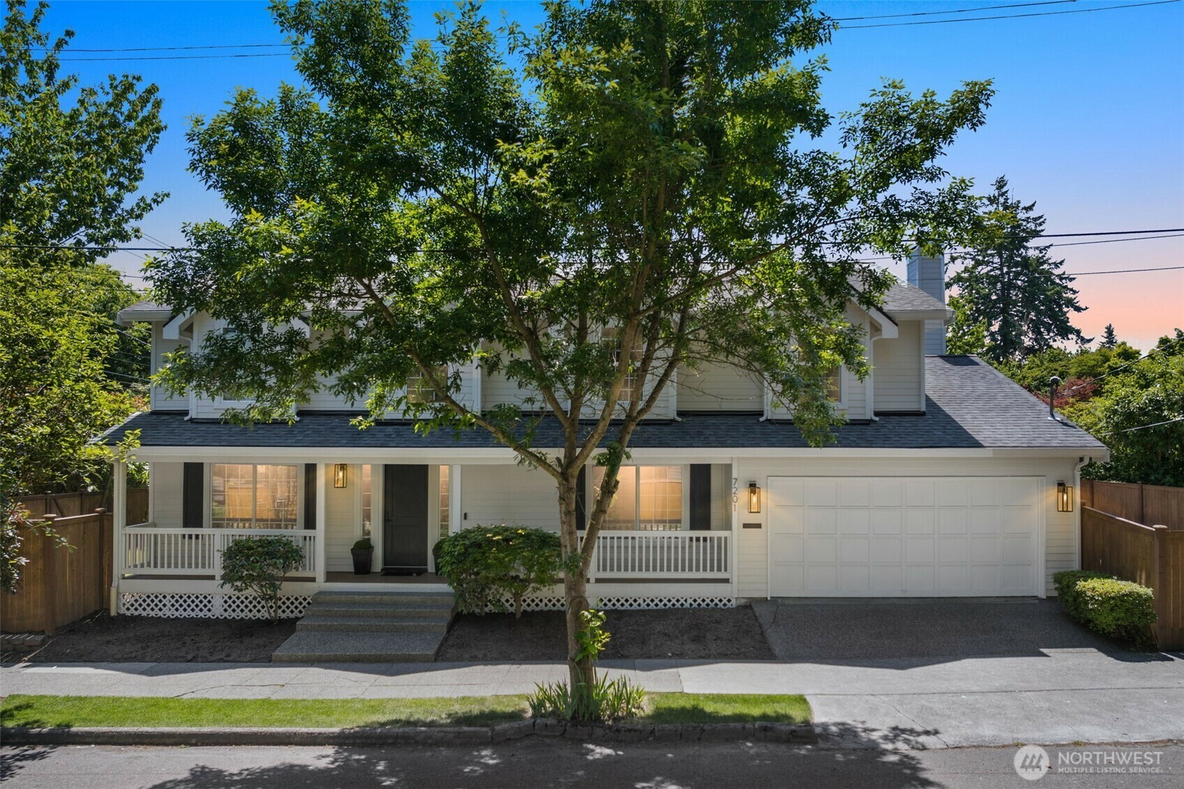 Property Photo:  7201  Seward Park Avenue S  WA 98118 
