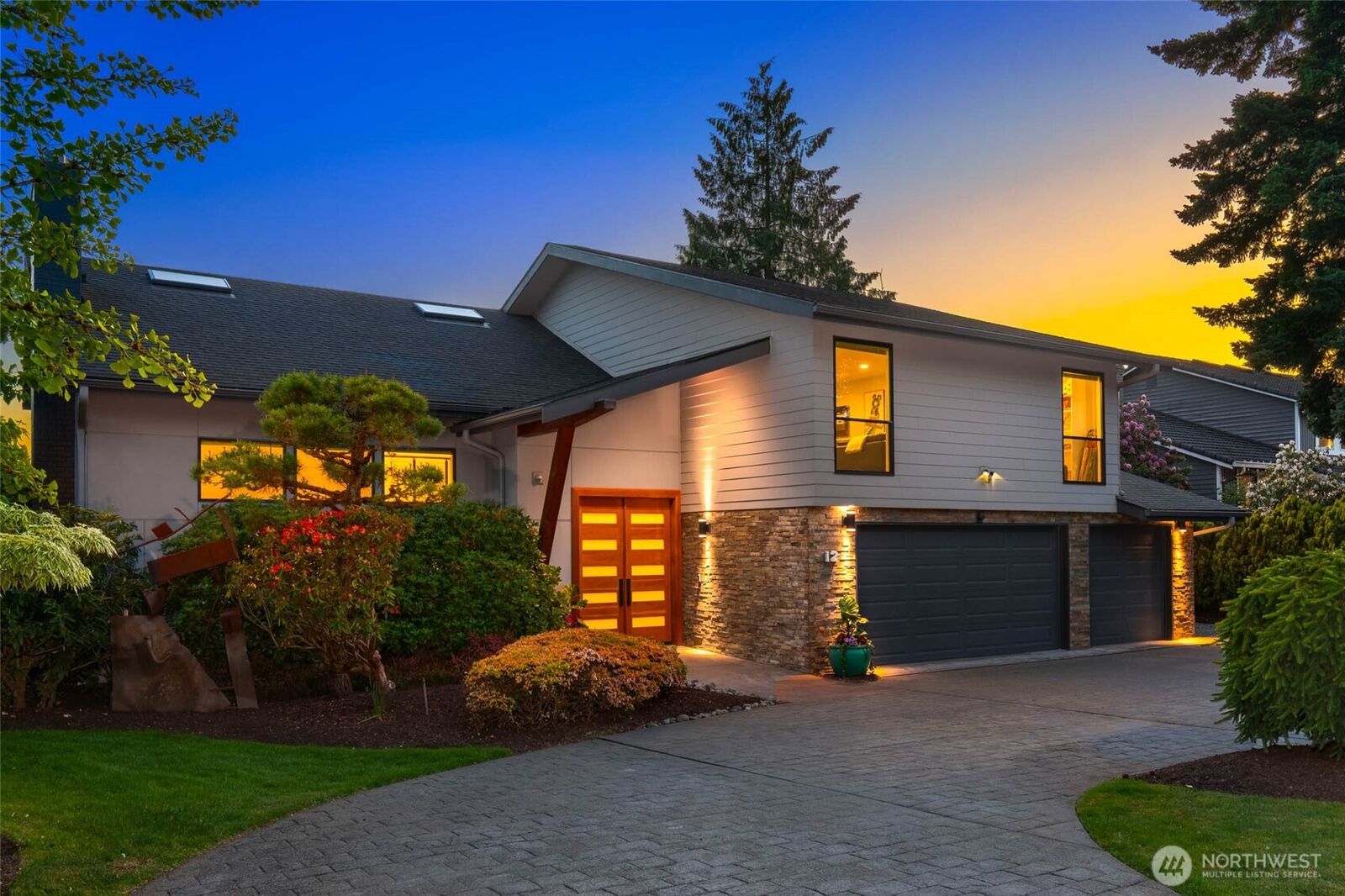Property Photo:  12  Columbia Key  WA 98006 