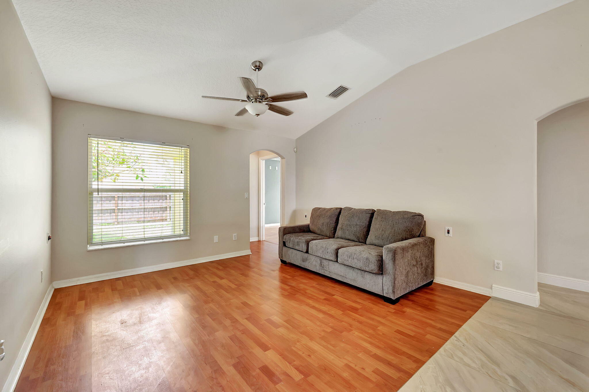 Property Photo: 1843 SW Dalmatian Avenue FL 34953