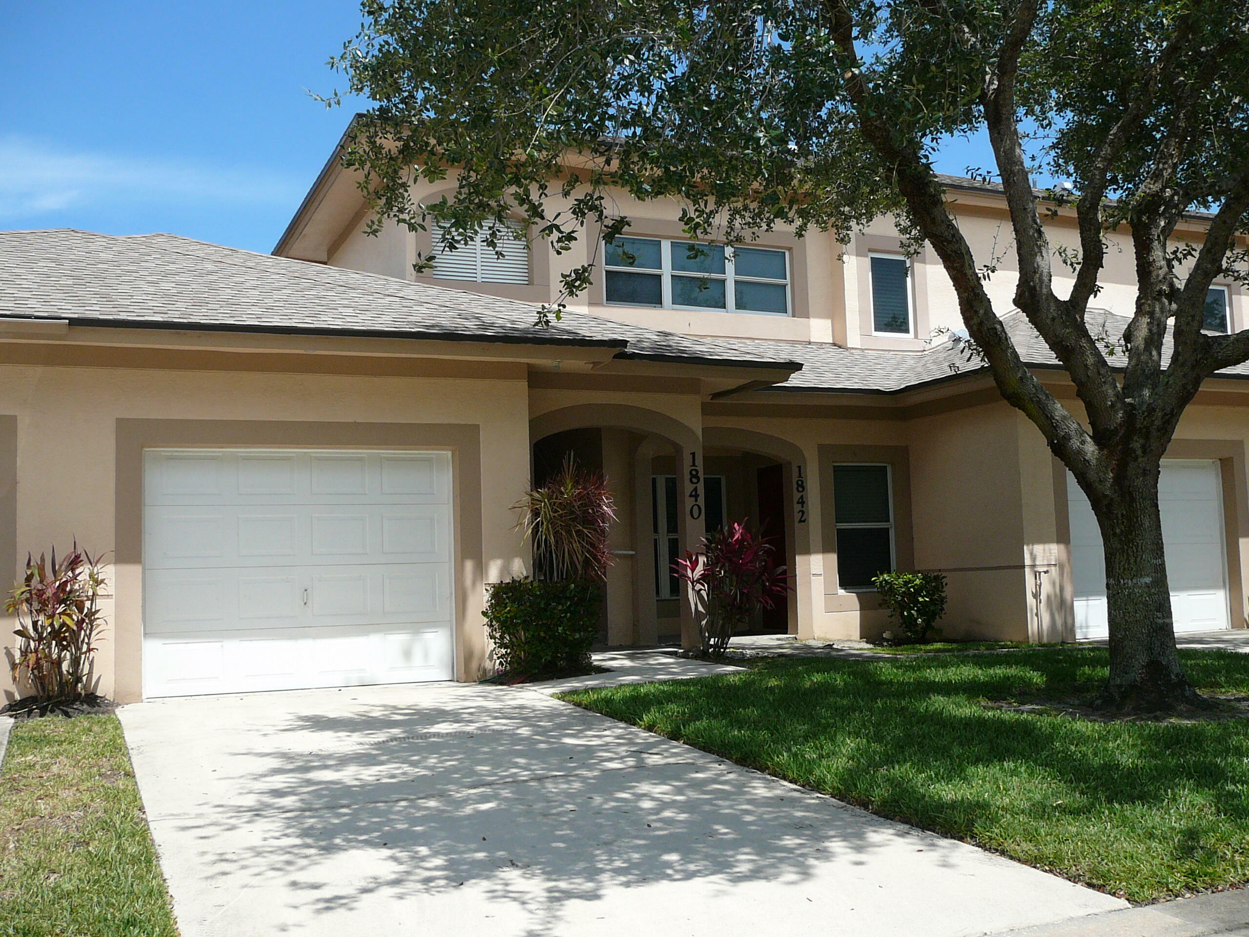 Property Photo: 1840 E Sanderling Lane 1 FL 34982