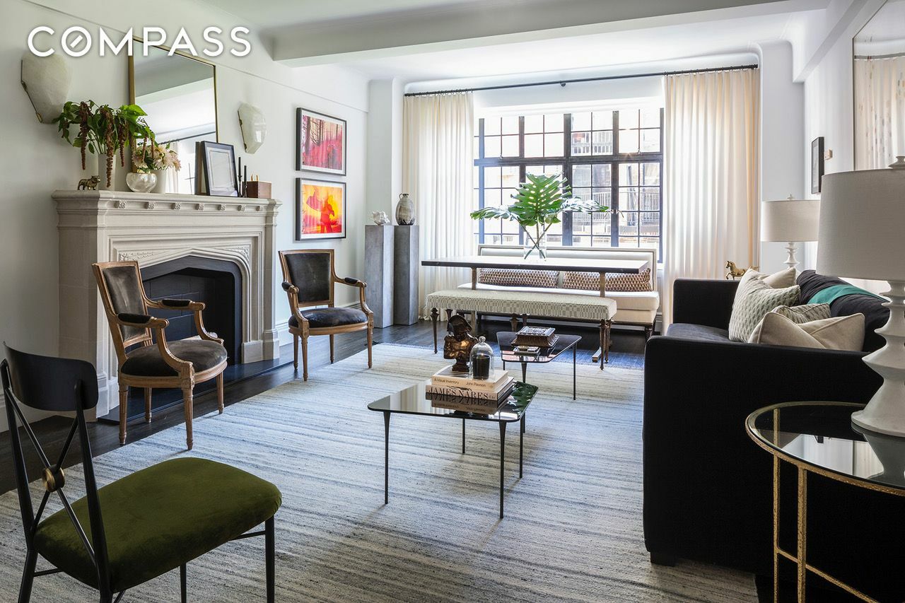 Property Photo: 44 Gramercy Park N 6F NY 10010