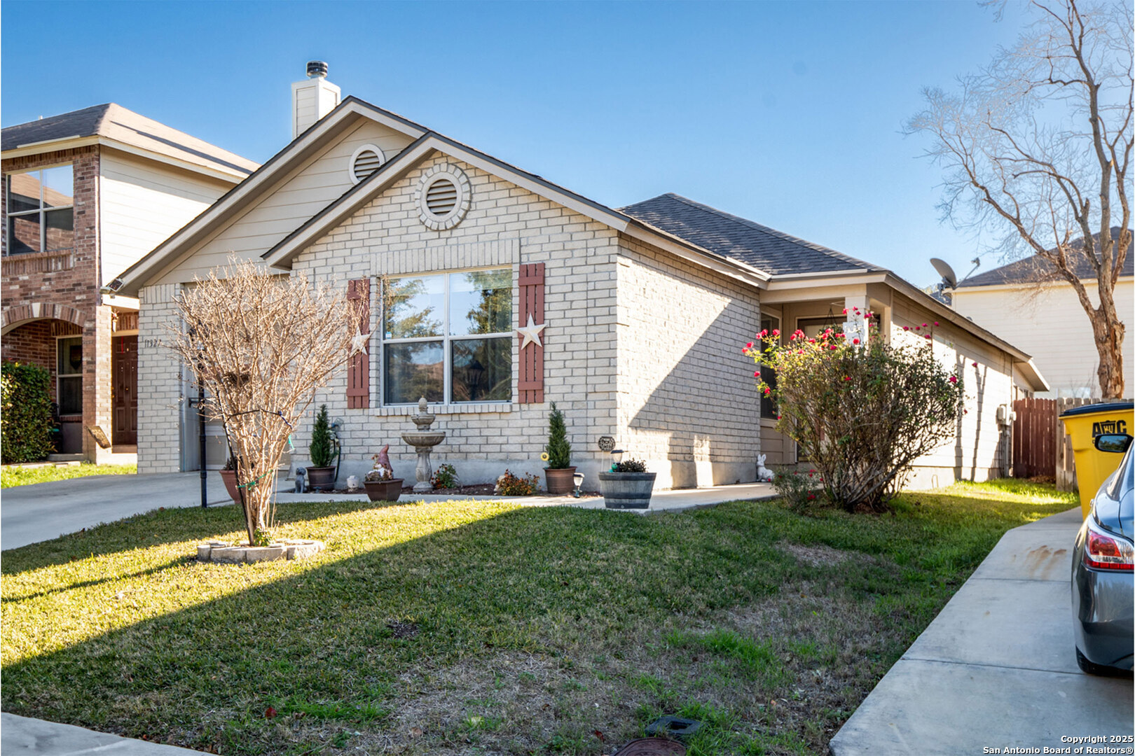 Property Photo:  11327 Victory Cavern  TX 78254 