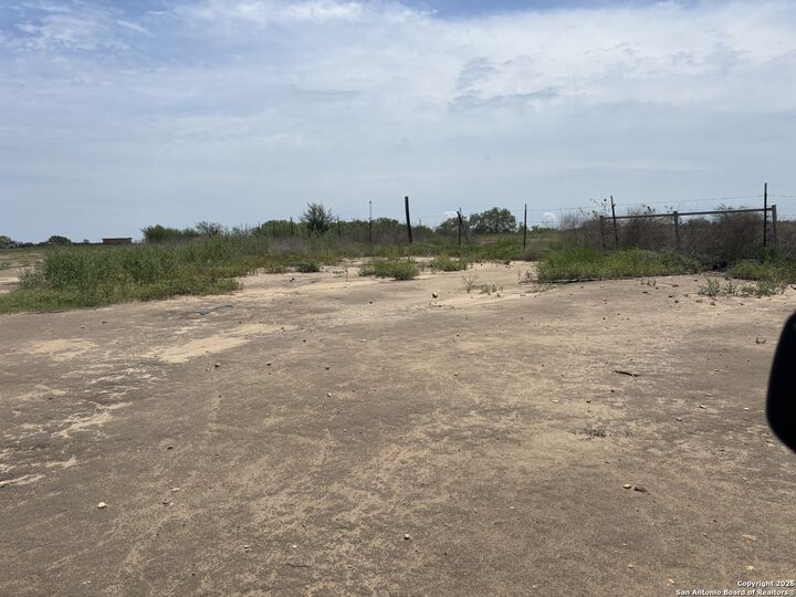 Property Photo: 5353 Labus TX 78112