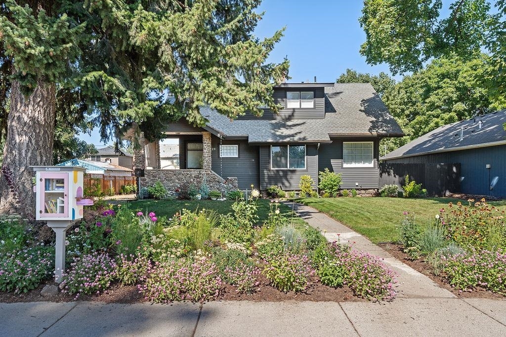 Property Photo: 3129 E 34th Ave WA 99223