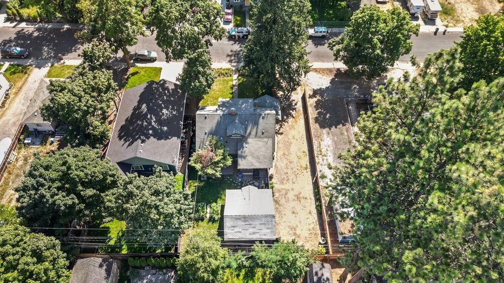 Property Photo: 3129 E 34th Ave WA 99223