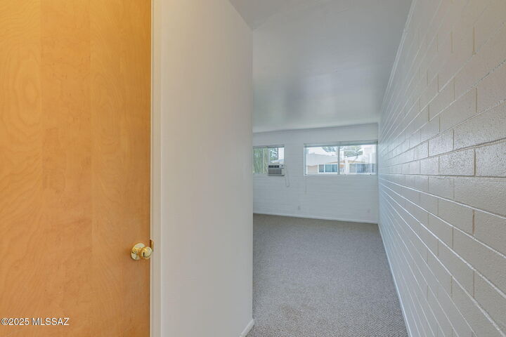 Property Photo:  1470 S Palo Verde Avenue J 201  AZ 85713 